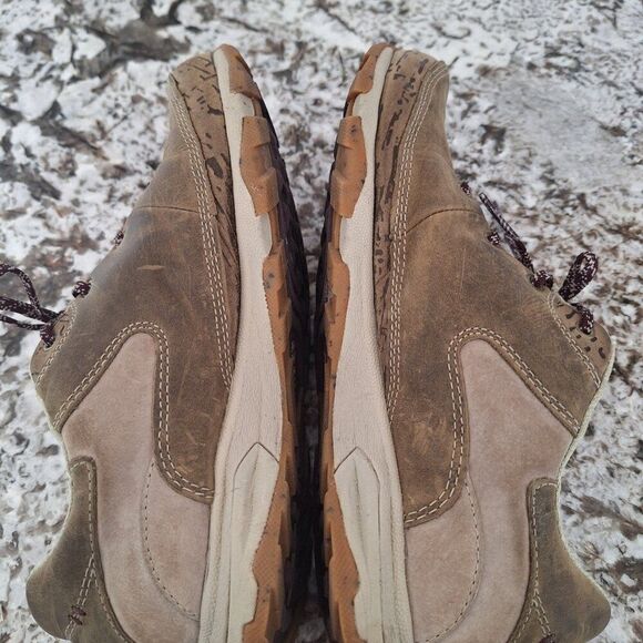 Ahnu Hiking Shoes size 8.5 - Picture 8 of 10